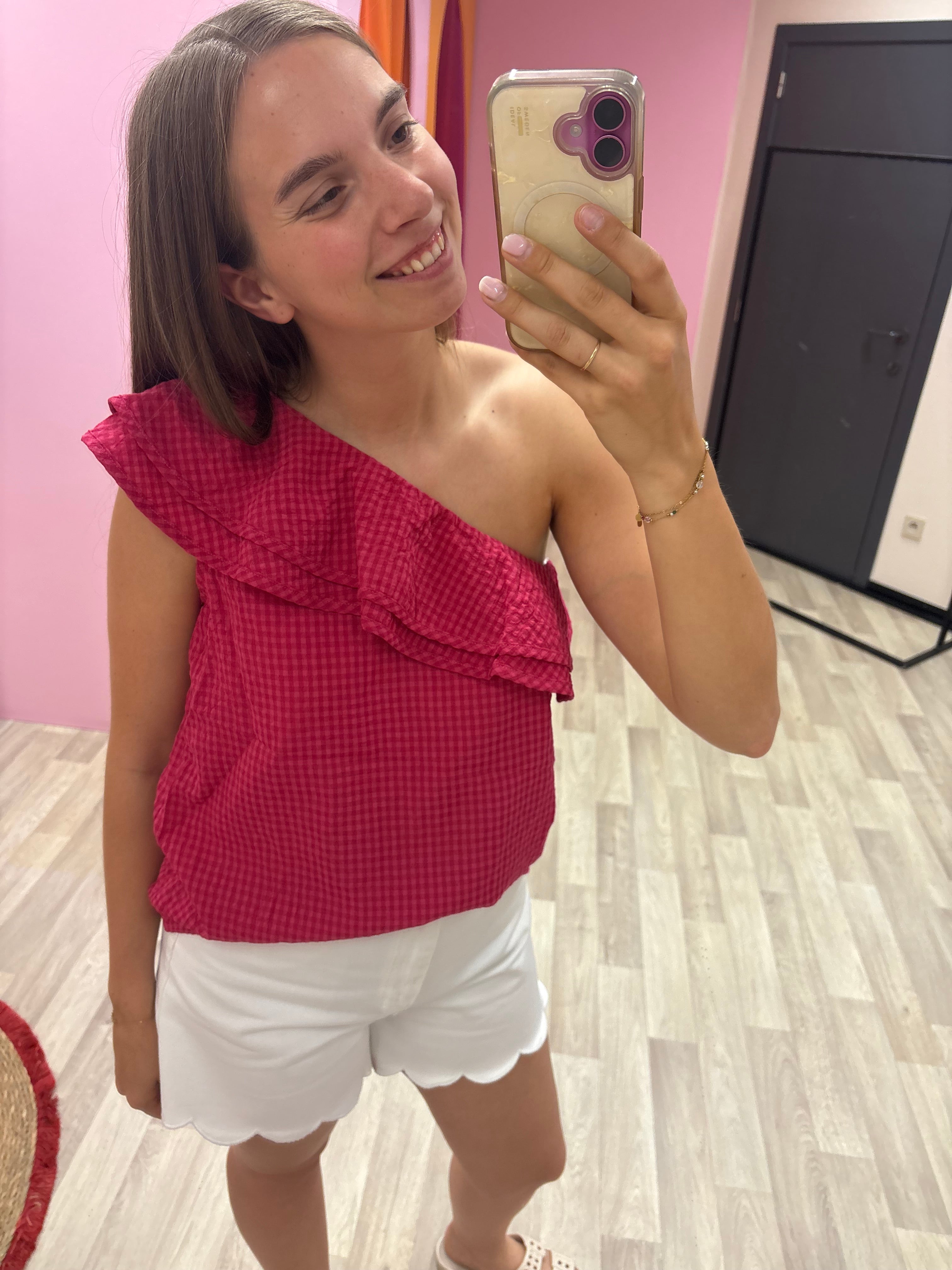 Blouse off shoulder